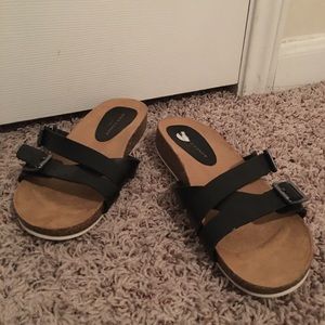 New Rock and Candy sandals size 8 with no tags